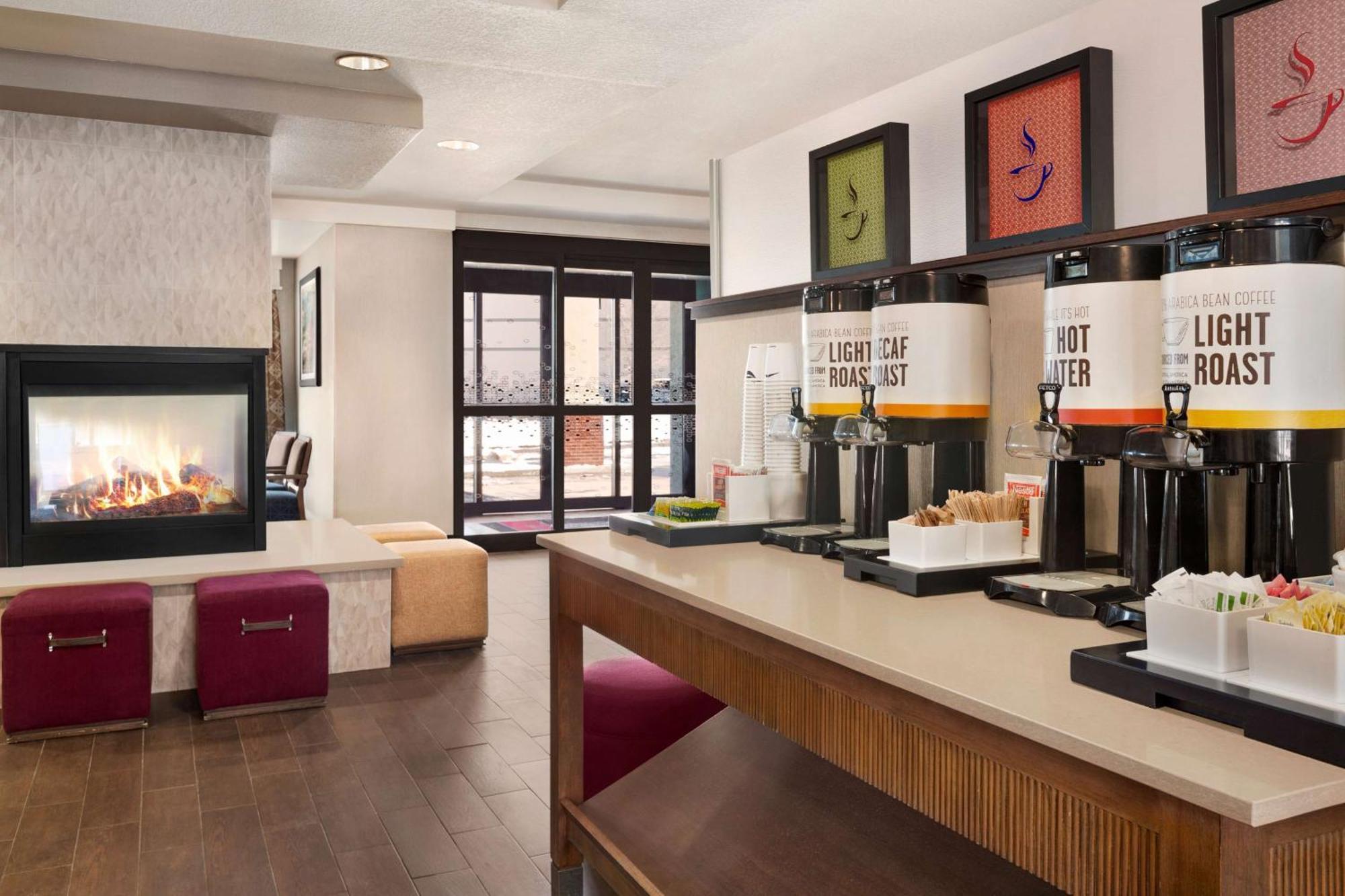 Hampton Inn Denver-West/Golden Ngoại thất bức ảnh